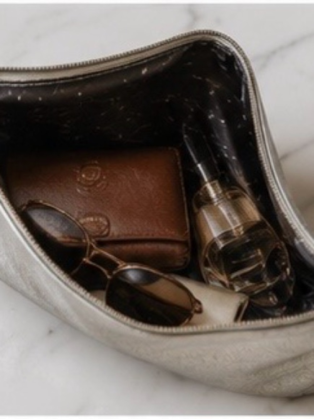 Free people metallic silver oversized clutch/ travel pouch/ statement organizer - Picture 4 of 14
